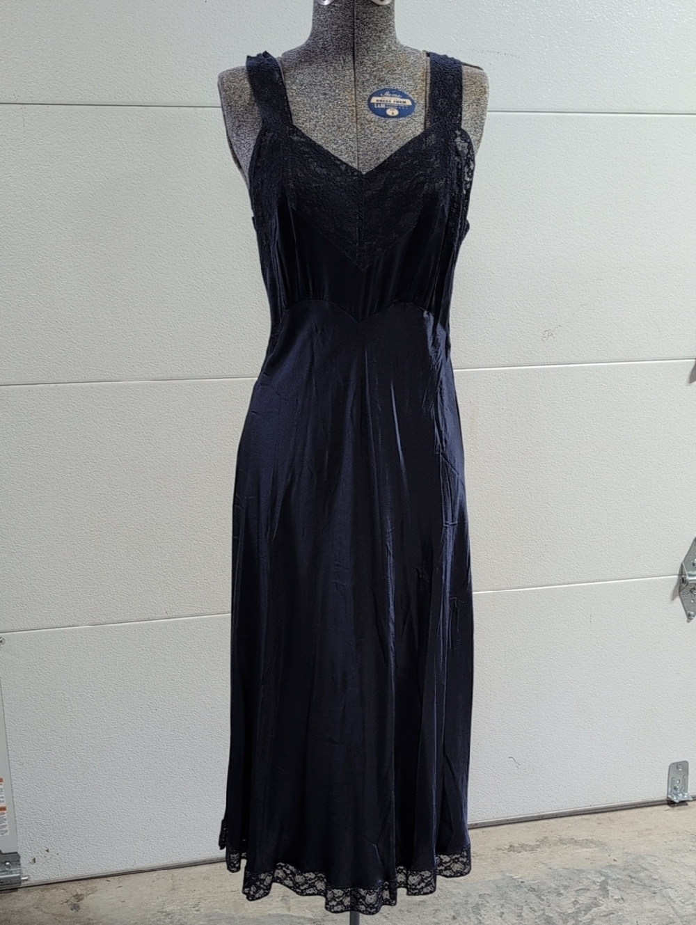 Fischer Heavenly Silk Lingerie 1940s Vintage Slip Dress Nightie Lace Bust Best